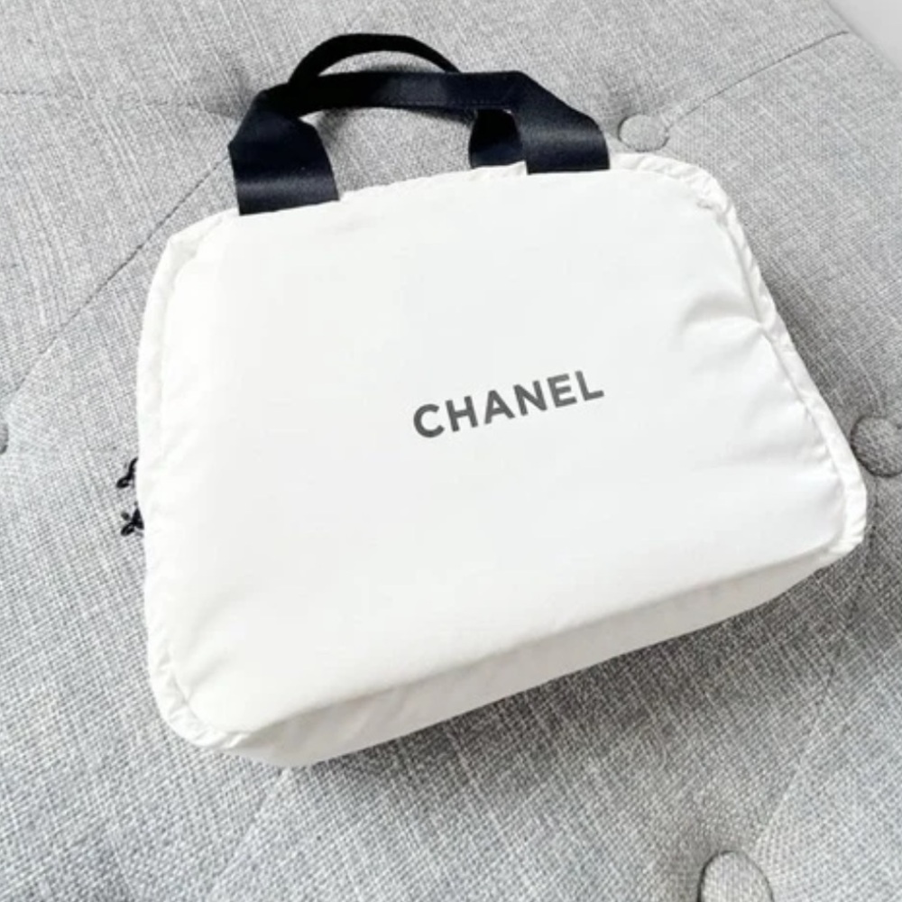 CHANEL | Bags | Chanel Cosmetic Puff Bag With Handle - Picture 2 of 11